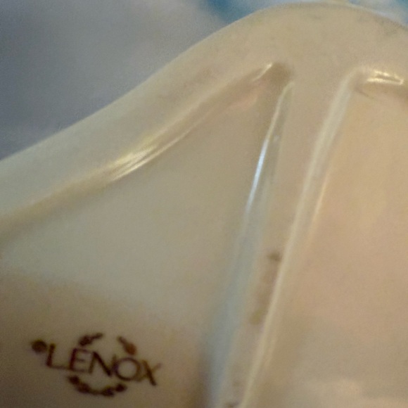 Lenox Cream Ceramic Base - Picture 7 of 7
